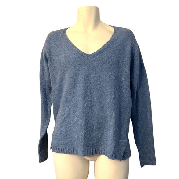 GAP Mens Small Sweater Light Blue Alpaca Wool NWT New Old Stock Vintage - Picture 1 of 4